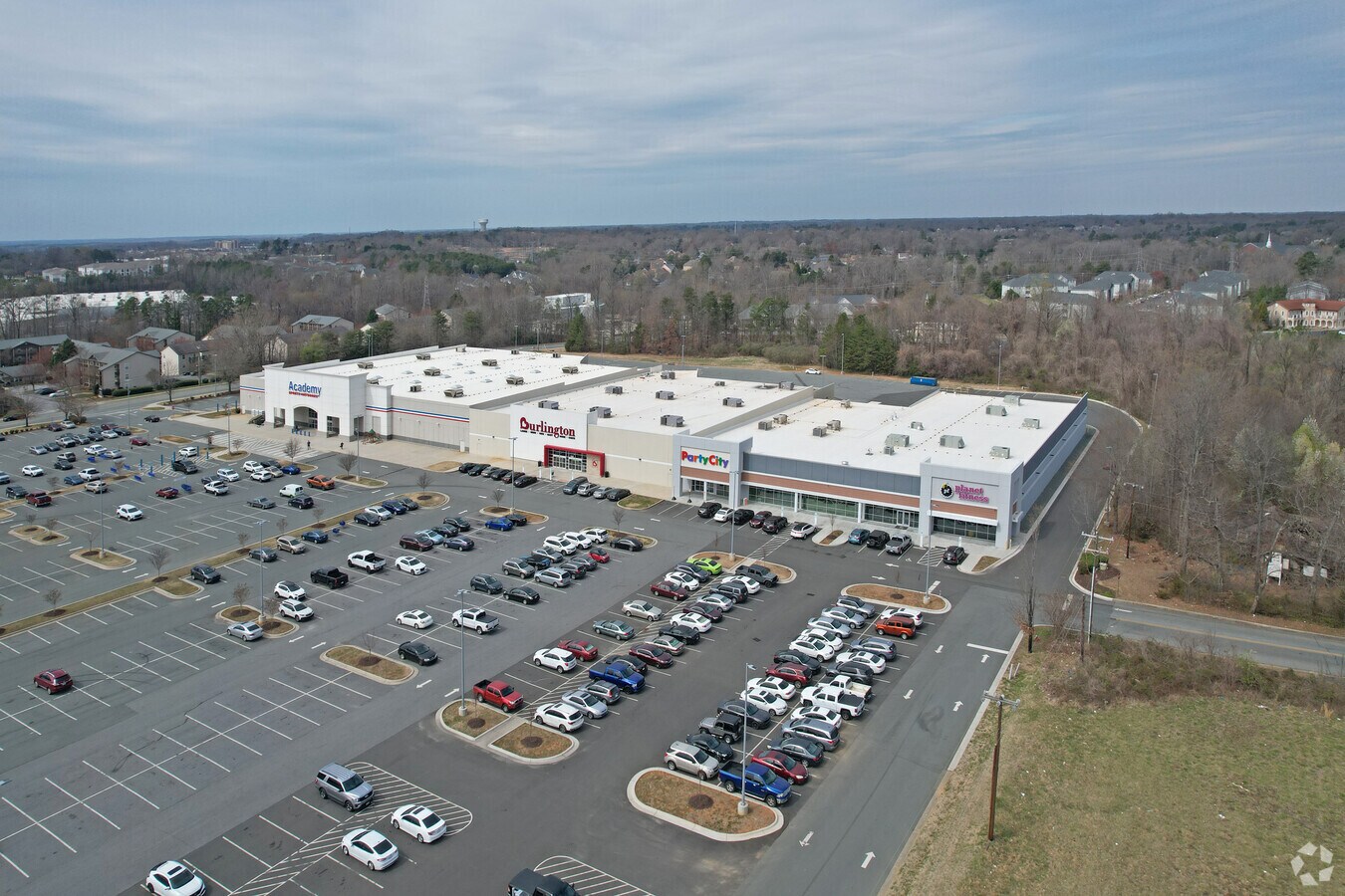 521-669 Huffman Mill Rd, Burlington, NC 27215 - Huffman Mill Commons