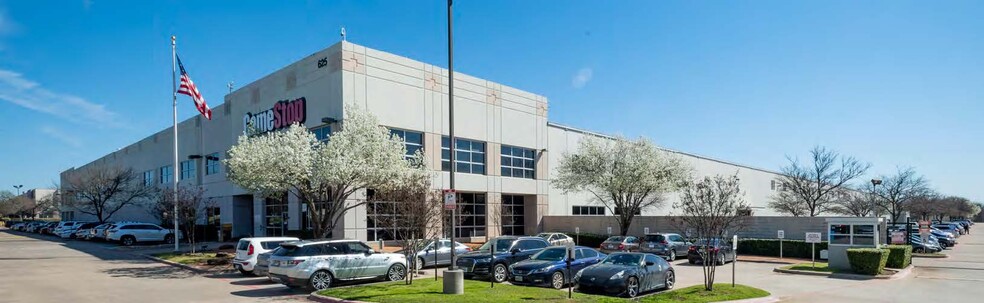 2200 William D Tate Ave, Grapevine, TX for lease - Building Photo - Image 1 of 5