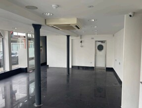 9-11 Market St, Hertford for lease Interior Photo- Image 2 of 2