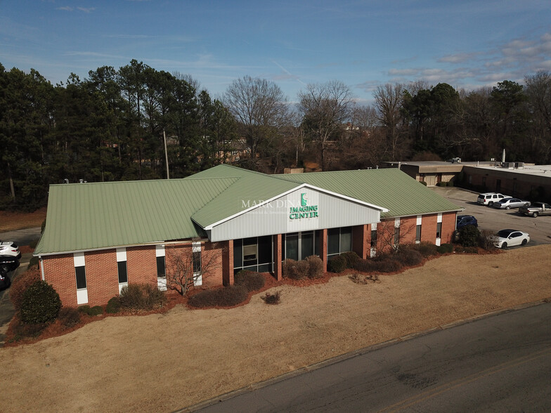 737 Memorial Dr, Bessemer, AL for sale - Building Photo - Image 1 of 7