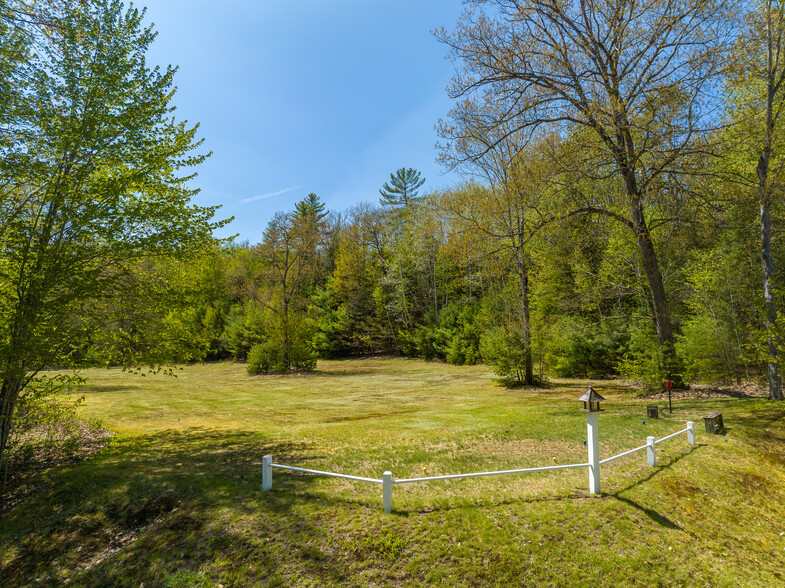 591 Bishop Rd, Lisbon, NH for sale - Primary Photo - Image 1 of 34