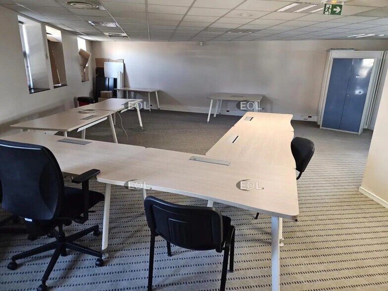 Office in Ivry-sur-Seine for lease - Building Photo - Image 3 of 11