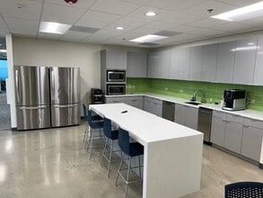 2849 Paces Ferry Rd SE, Atlanta, GA for lease Interior Photo- Image 2 of 5