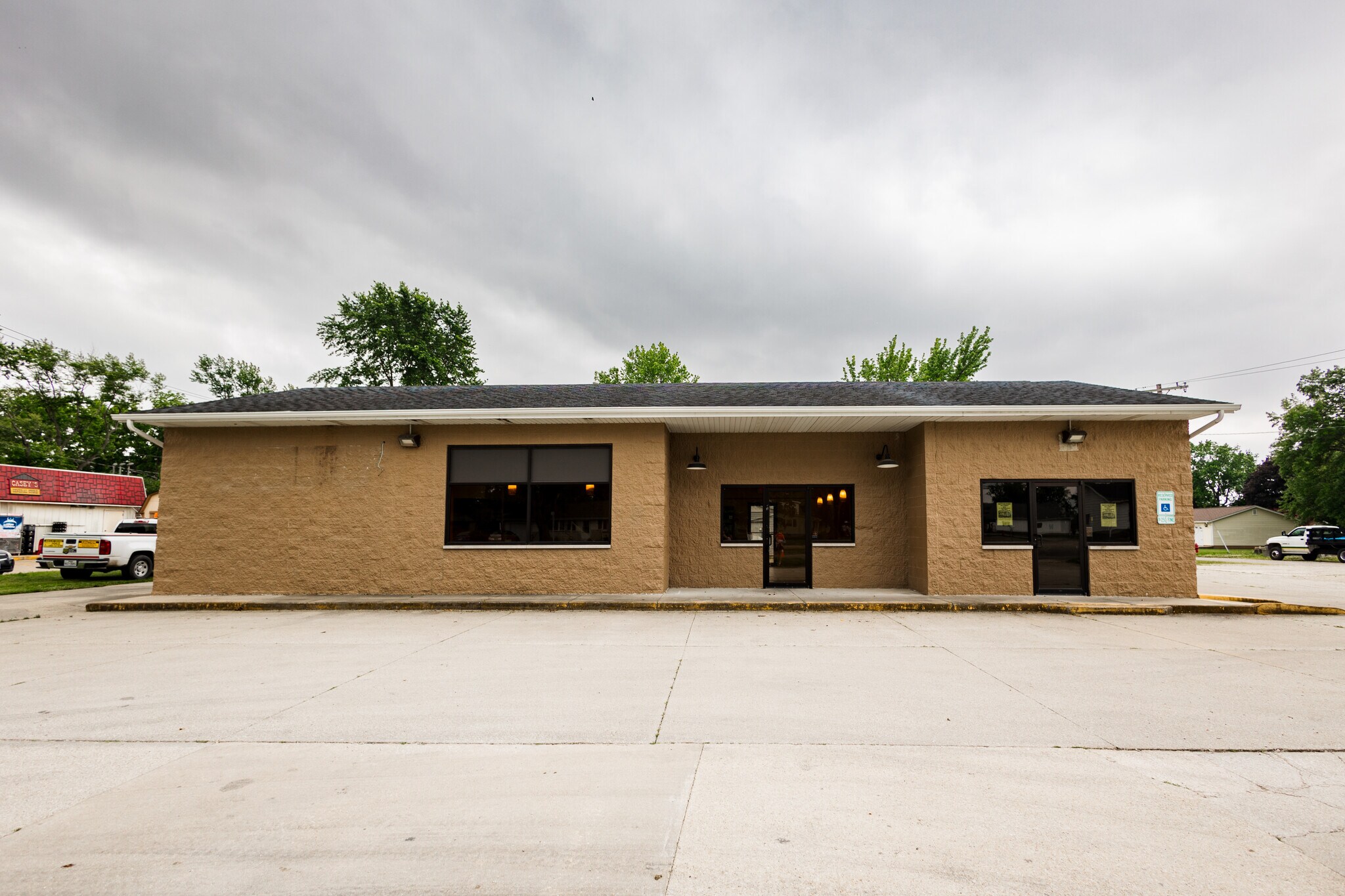 417 N Saint John St, Bethany, IL for sale Primary Photo- Image 1 of 25