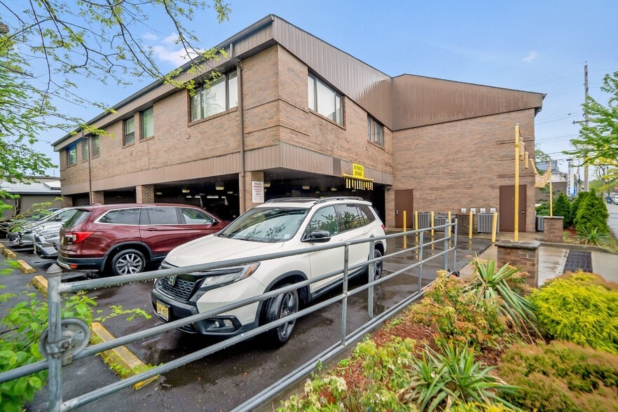 42 Locust Ave, Wallington, NJ for lease - Building Photo - Image 2 of 34