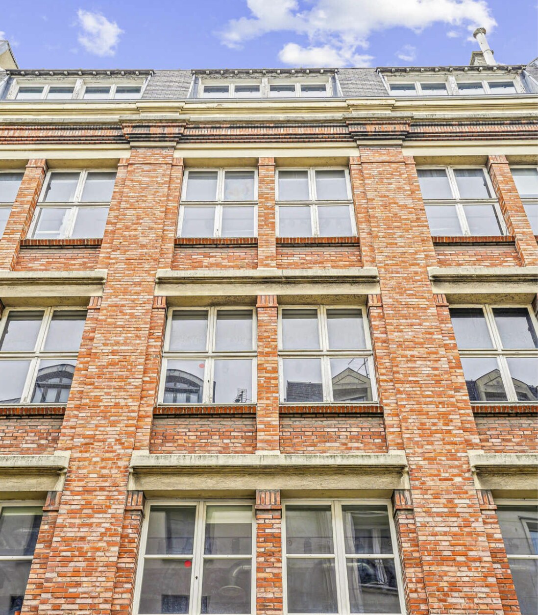  in Paris for sale Building Photo- Image 1 of 1