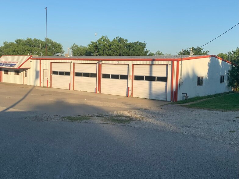 500 E May, Crandall, TX 75114