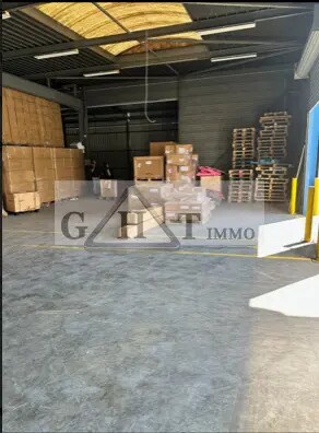 Flex in Gonesse for lease - Interior Photo - Image 3 of 3