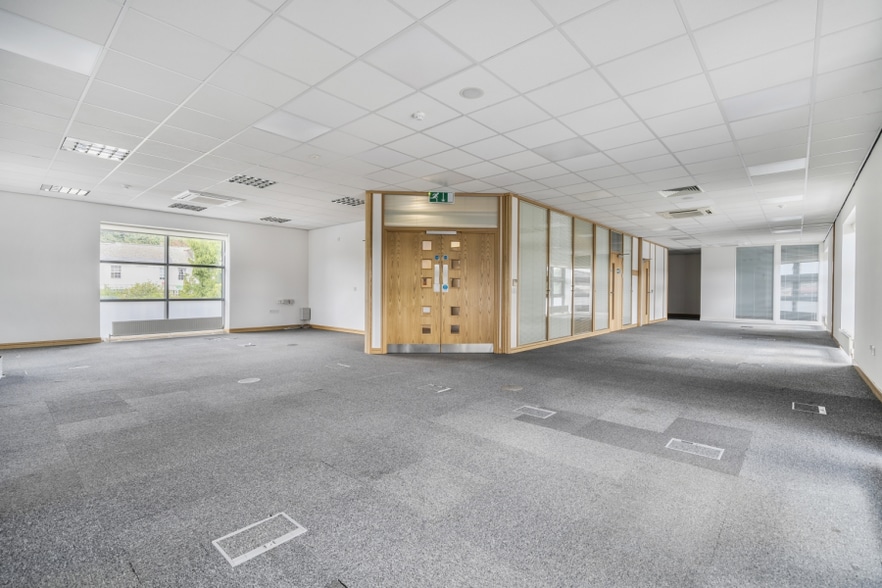 Malpas Rd, Truro for lease - Interior Photo - Image 3 of 8