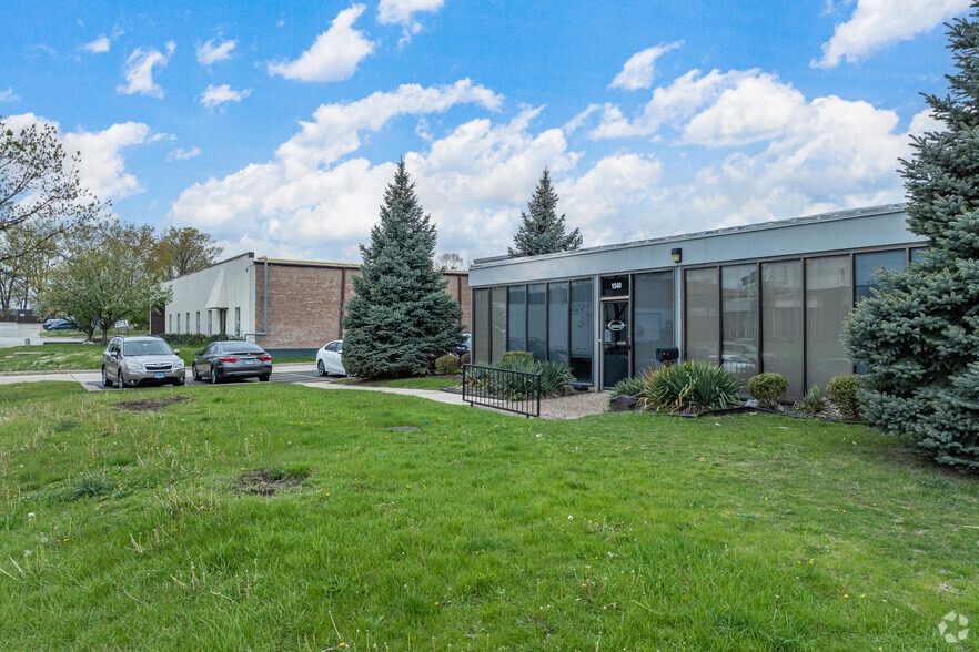 1540-1544 W Wrightwood Ct, Addison, IL for lease - Primary Photo - Image 1 of 5