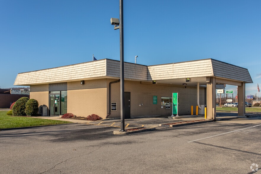 8806 Ohio River Rd, Wheelersburg, OH for sale - Primary Photo - Image 1 of 16