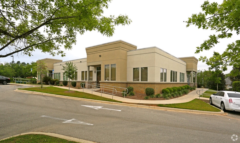 1909 Hillbrooke Trl, Tallahassee, FL for sale - Building Photo - Image 2 of 33