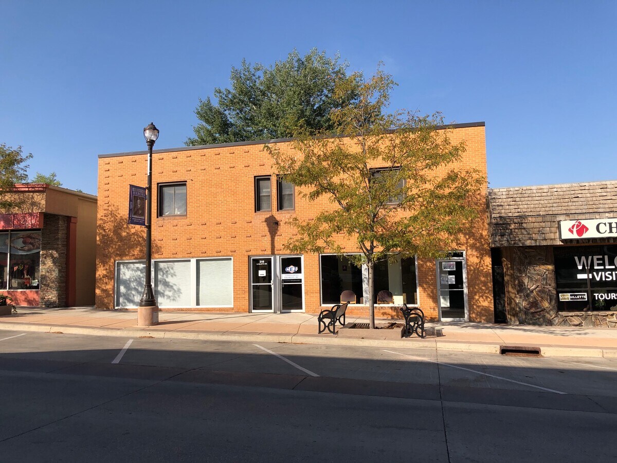 316 S Gillette Ave, Gillette, WY 82716