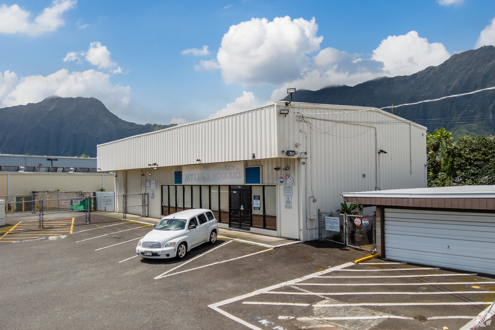 45-620 Kamehameha Hwy, Kaneohe, HI for lease Building Photo- Image 1 of 9