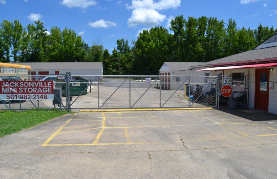 401 S 1st St, Jacksonville, AR for lease - Building Photo - Image 3 of 7