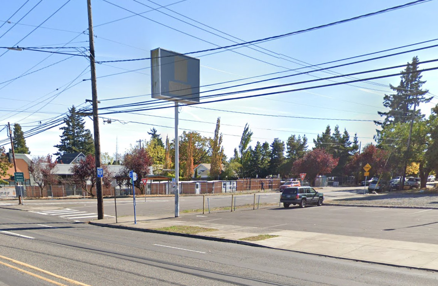 2052-2056 N Lombard St, Portland, OR for lease - Building Photo - Image 3 of 9