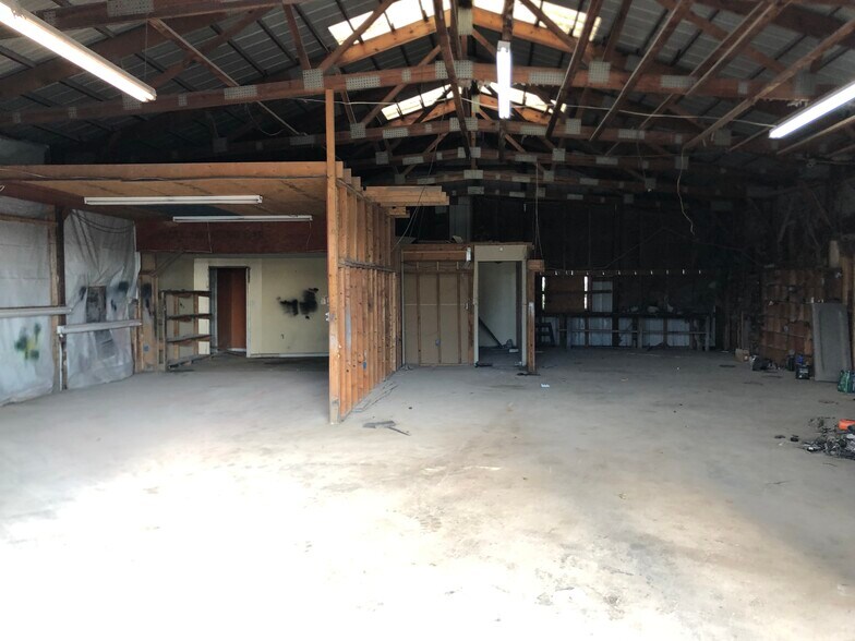 16334 Poor Farm Rd, Culpeper, VA for sale - Building Photo - Image 1 of 1