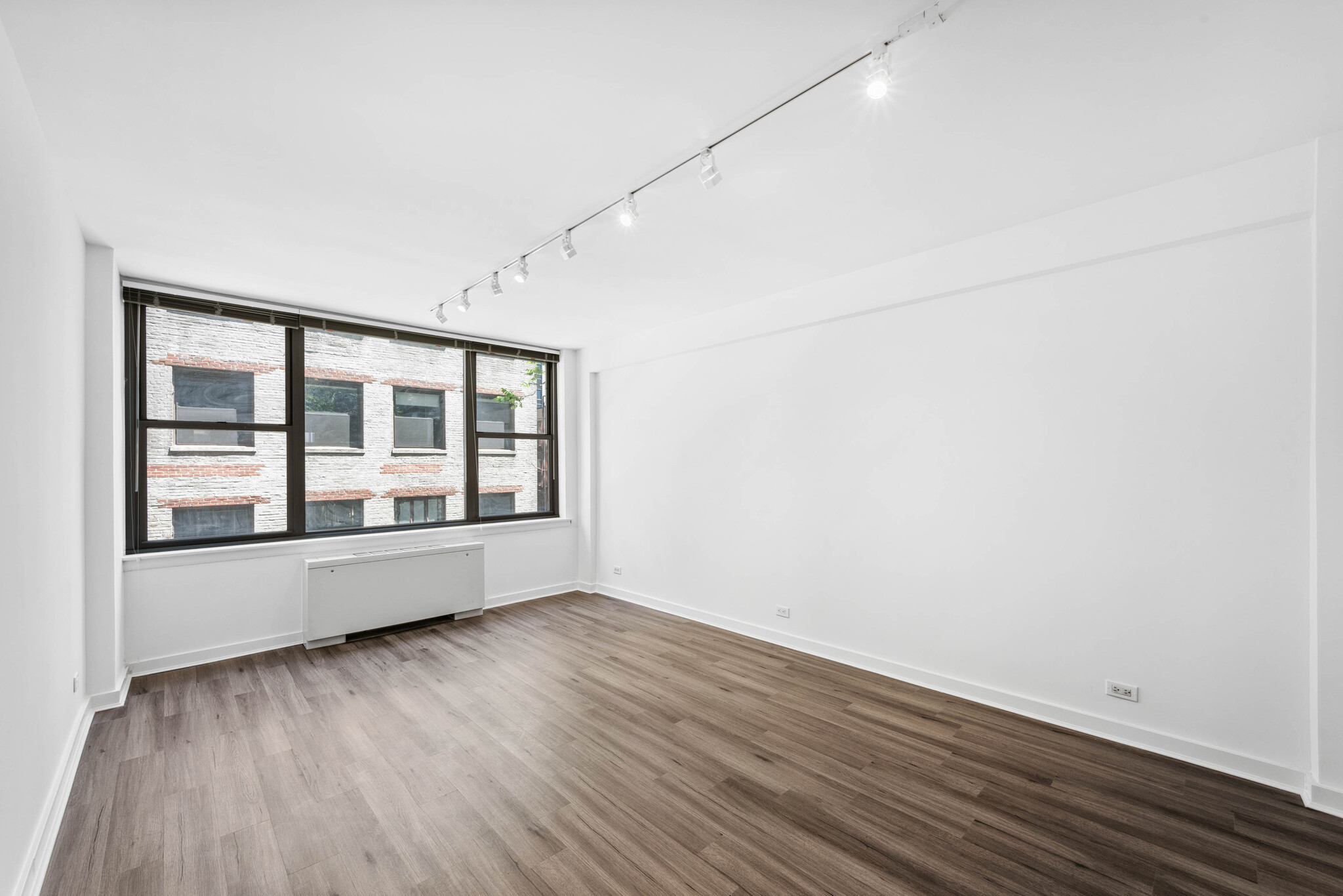 155 E 55th St, New York, NY for lease Interior Photo- Image 1 of 11