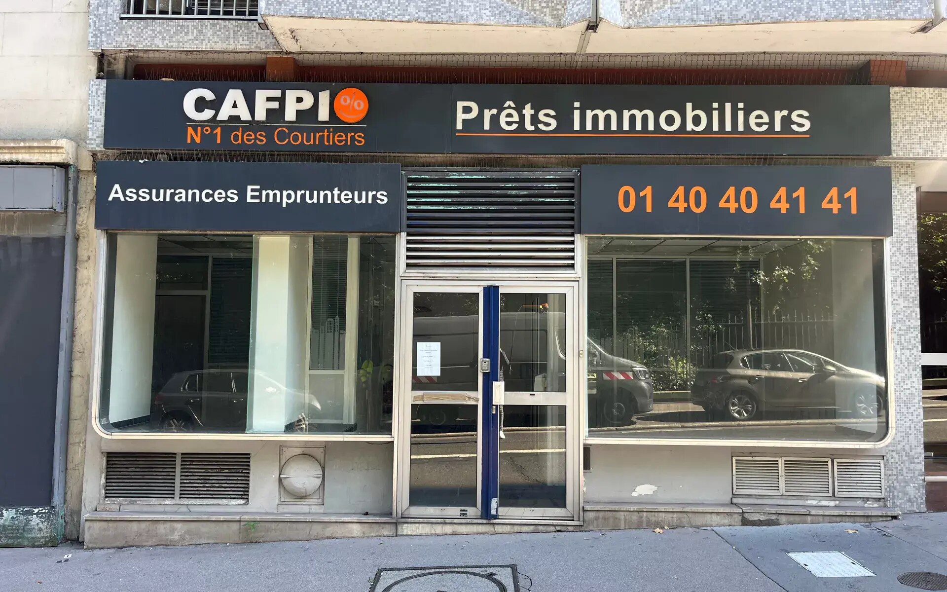Rue De Crimée, Paris for lease Building Photo- Image 1 of 15