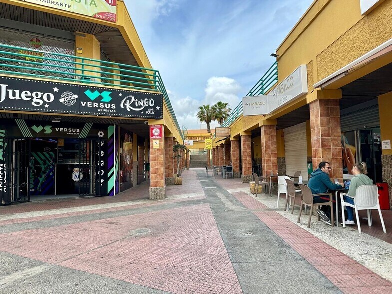 de, 14, Las Palmas de Gran Canaria, Las Palmas for sale - Building Photo - Image 2 of 14