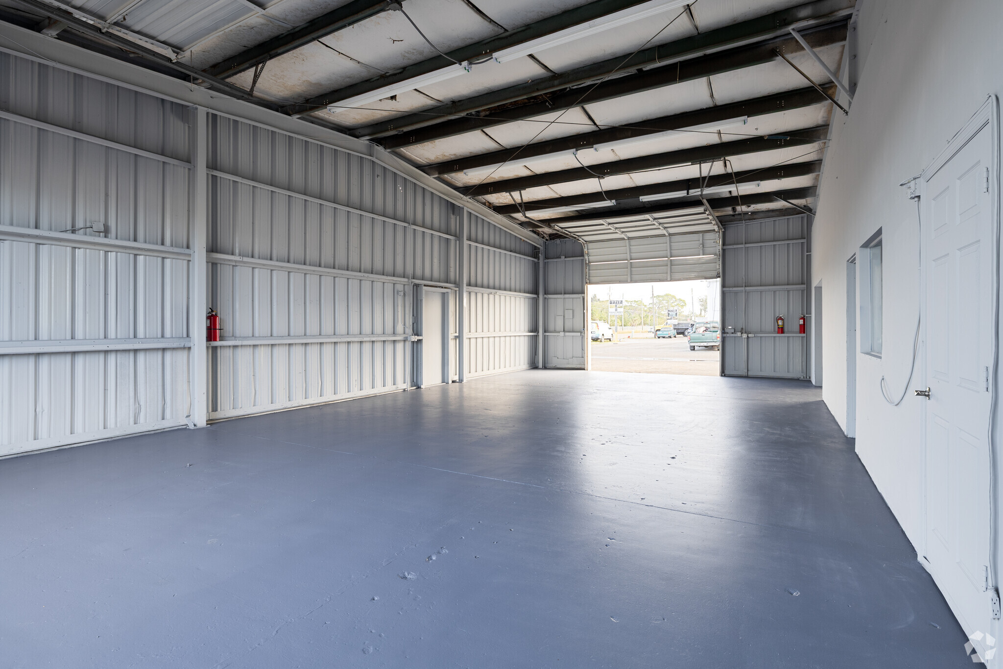 7715-7723 Ellis Rd, West Melbourne, FL for lease Interior Photo- Image 1 of 4