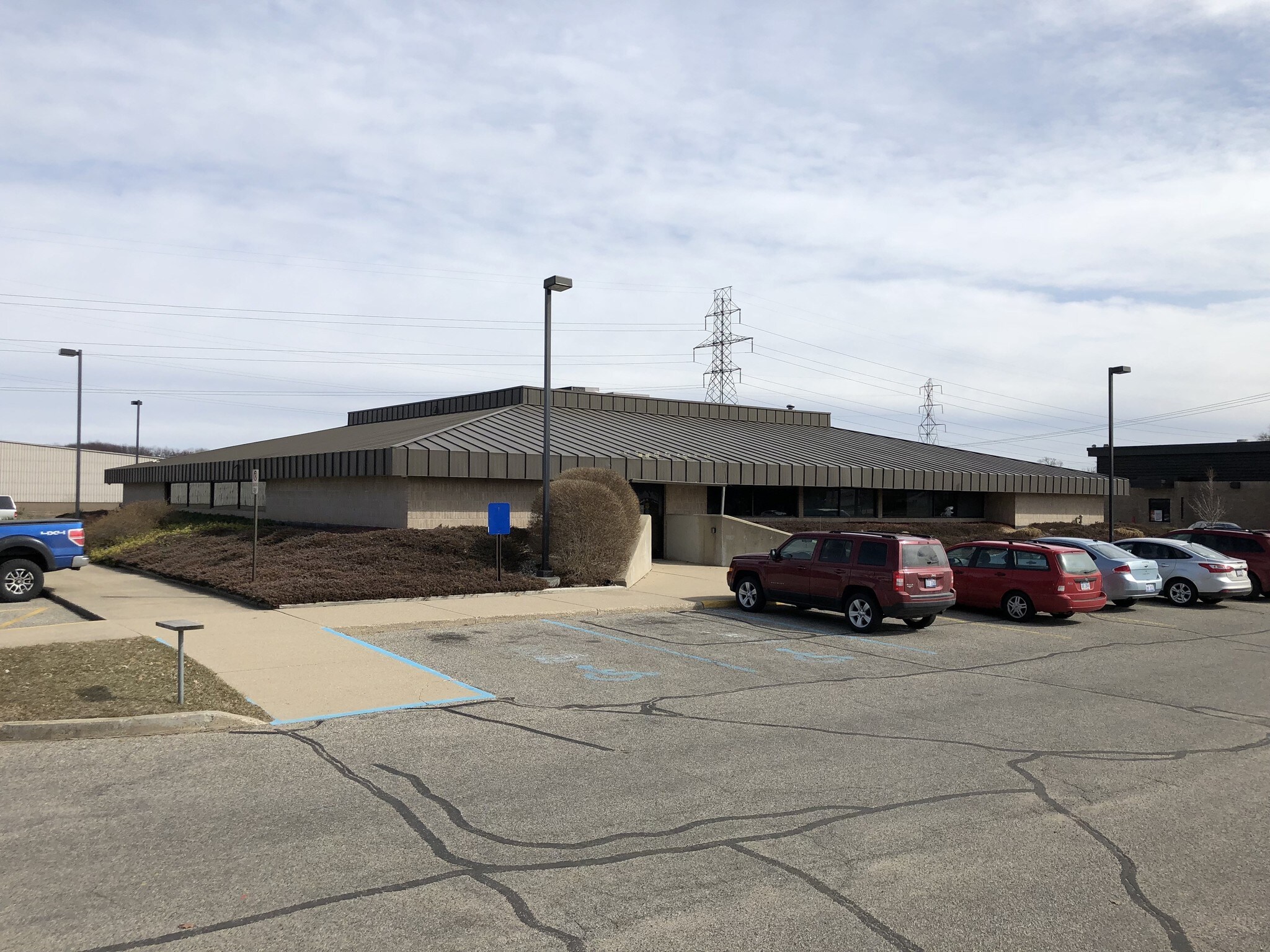 165 54th St SW, Grand Rapids, MI for sale Primary Photo- Image 1 of 1