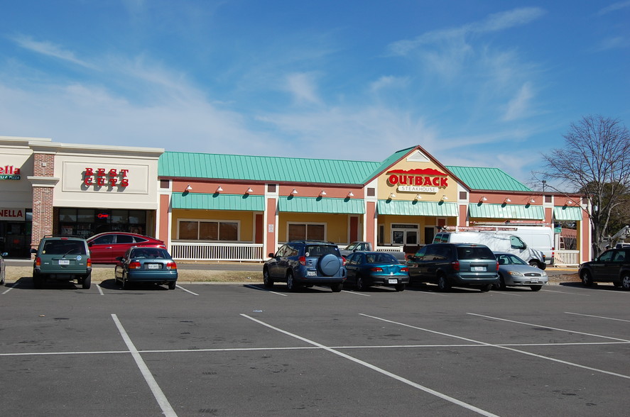 1205 Fordham Dr, Virginia Beach, VA for lease - Building Photo - Image 1 of 3