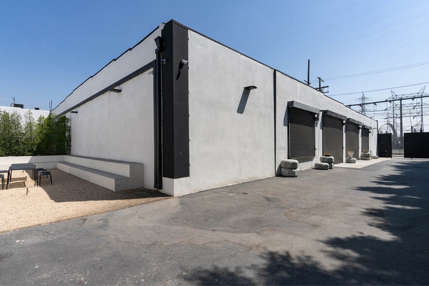 609 S Santa Fe Ave, Los Angeles, CA for sale - Building Photo - Image 3 of 18
