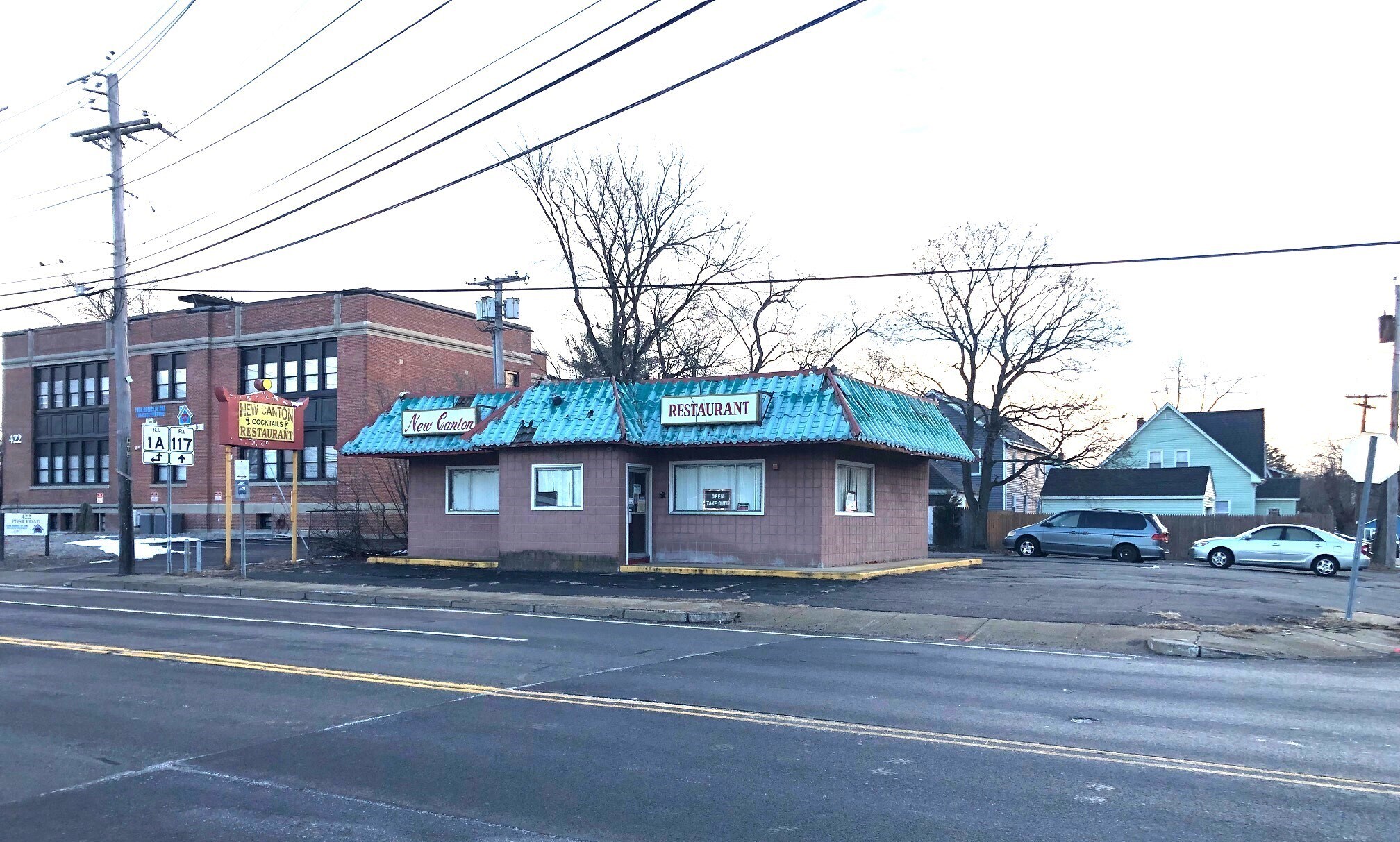 586 Warwick Ave, Warwick, RI for sale Building Photo- Image 1 of 1