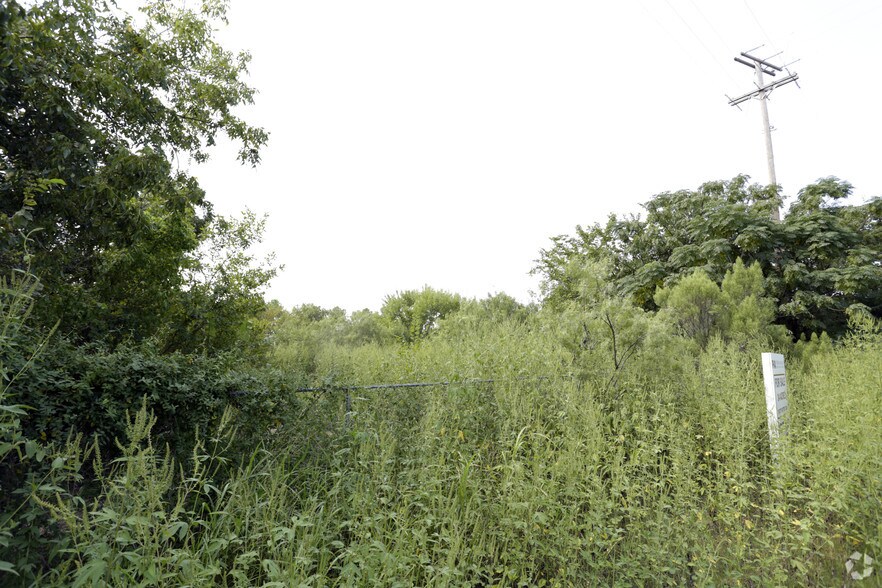 1100 Haltom Rd, Fort Worth, TX for sale - Primary Photo - Image 1 of 1