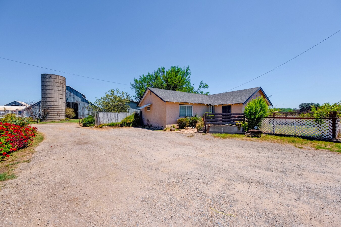 7301 Paradise Rd, Modesto, CA 95358