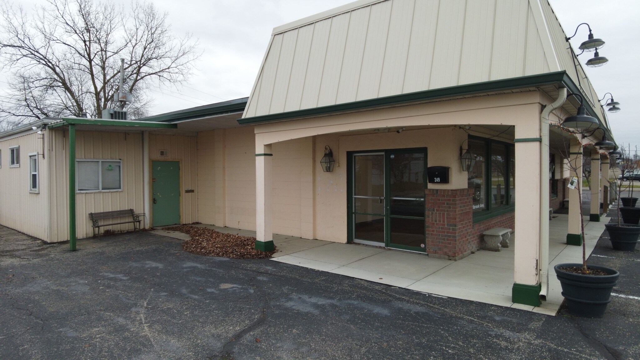 245251 Bellbrook Ave, Xenia, OH 45385 Kennedy Korners Shopping