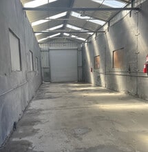 2805 Los Flores Blvd, Lynwood, CA for lease Building Photo- Image 1 of 5