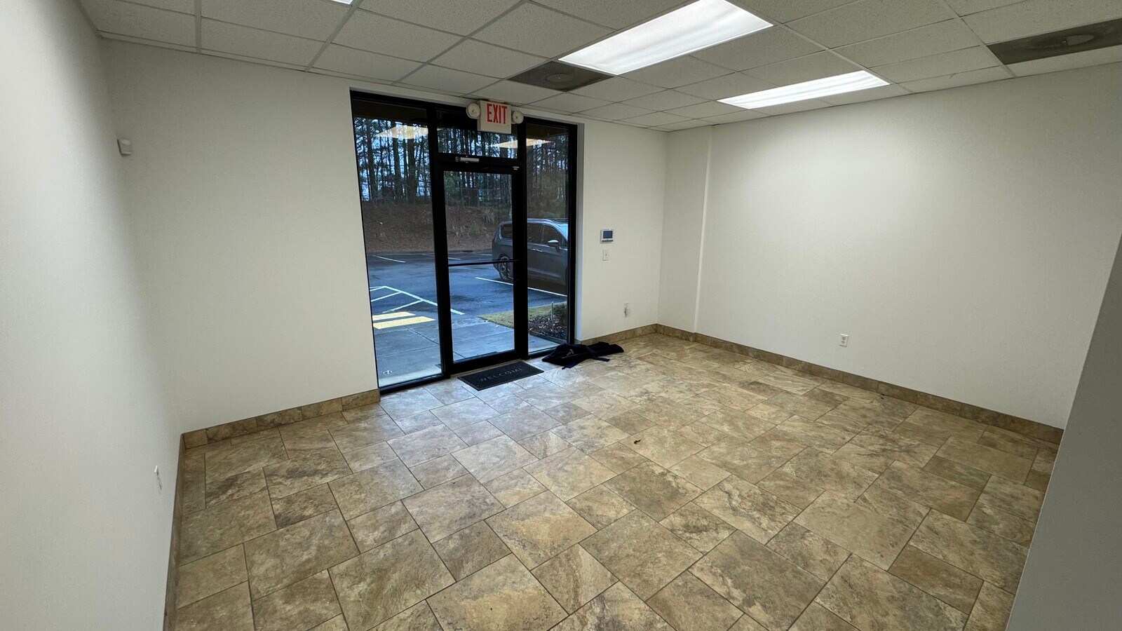 6065 Parkway North Dr, Cumming, GA 30040 - Unit 700 -  - Interior Photo - Image 1 of 7