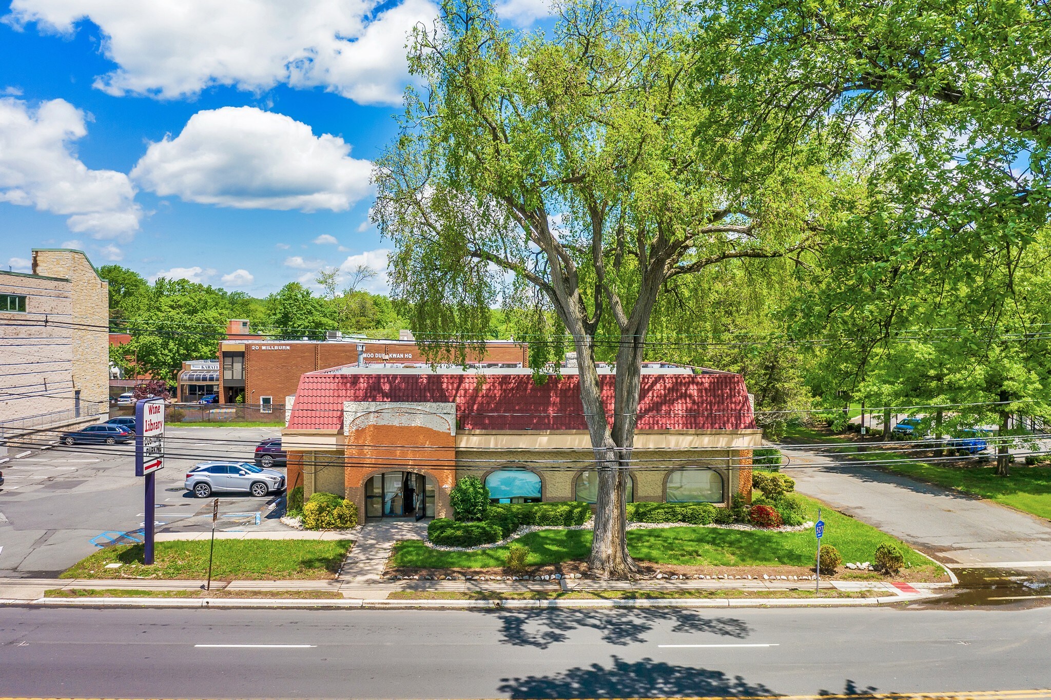 570 Morris Ave, Springfield, NJ 07081