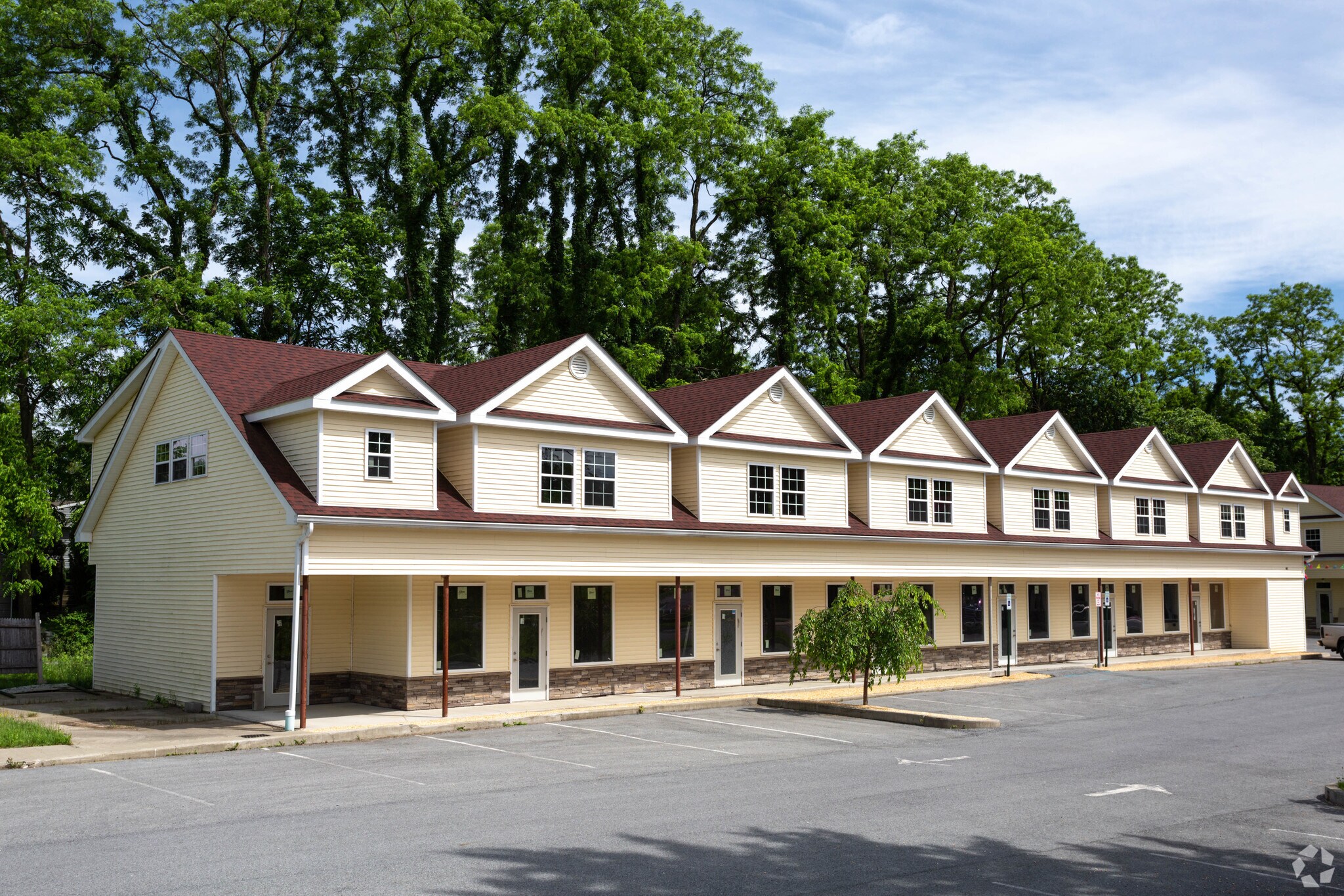 64-68 Creek Rd, Poughkeepsie, NY for sale Primary Photo- Image 1 of 1