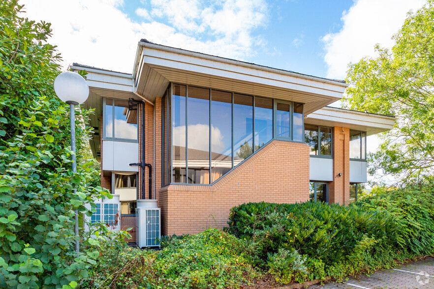 Lime Kiln, Bristol, BS34 8SR - Severn House | LoopNet