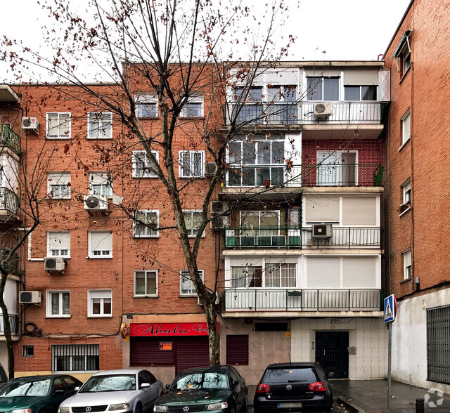 Calle Fray Melchor Cano, 12, Leganés, Madrid for sale - Building Photo - Image 2 of 2