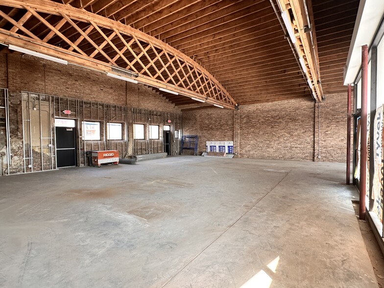 10 S Park Ave, Lombard, IL for lease - Building Photo - Image 3 of 13