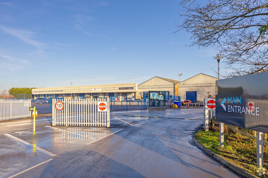 Hull Rd, Beverley for sale - Primary Photo - Image 1 of 1