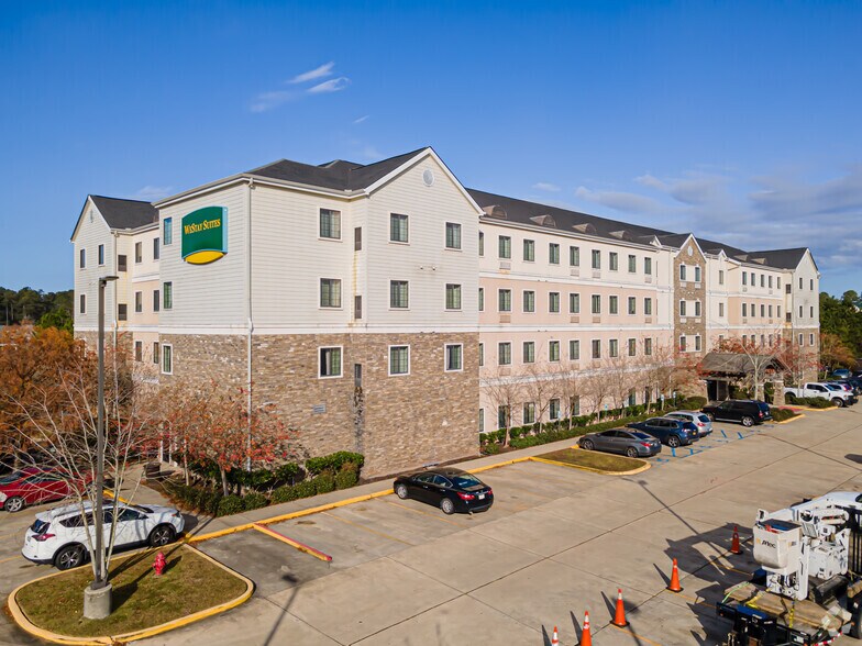 140 Holiday Dr, Covington, LA for sale - Primary Photo - Image 1 of 1