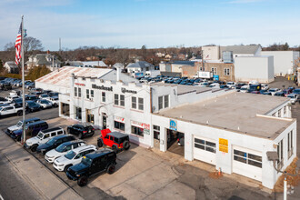 642 W Main St, Riverhead, NY - aerial  map view - Image1