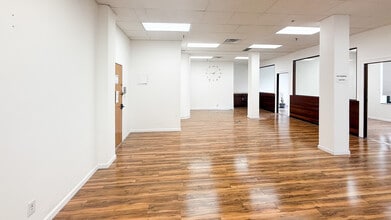 46-20 Queens Blvd, Sunnyside, NY for lease Interior Photo- Image 2 of 6