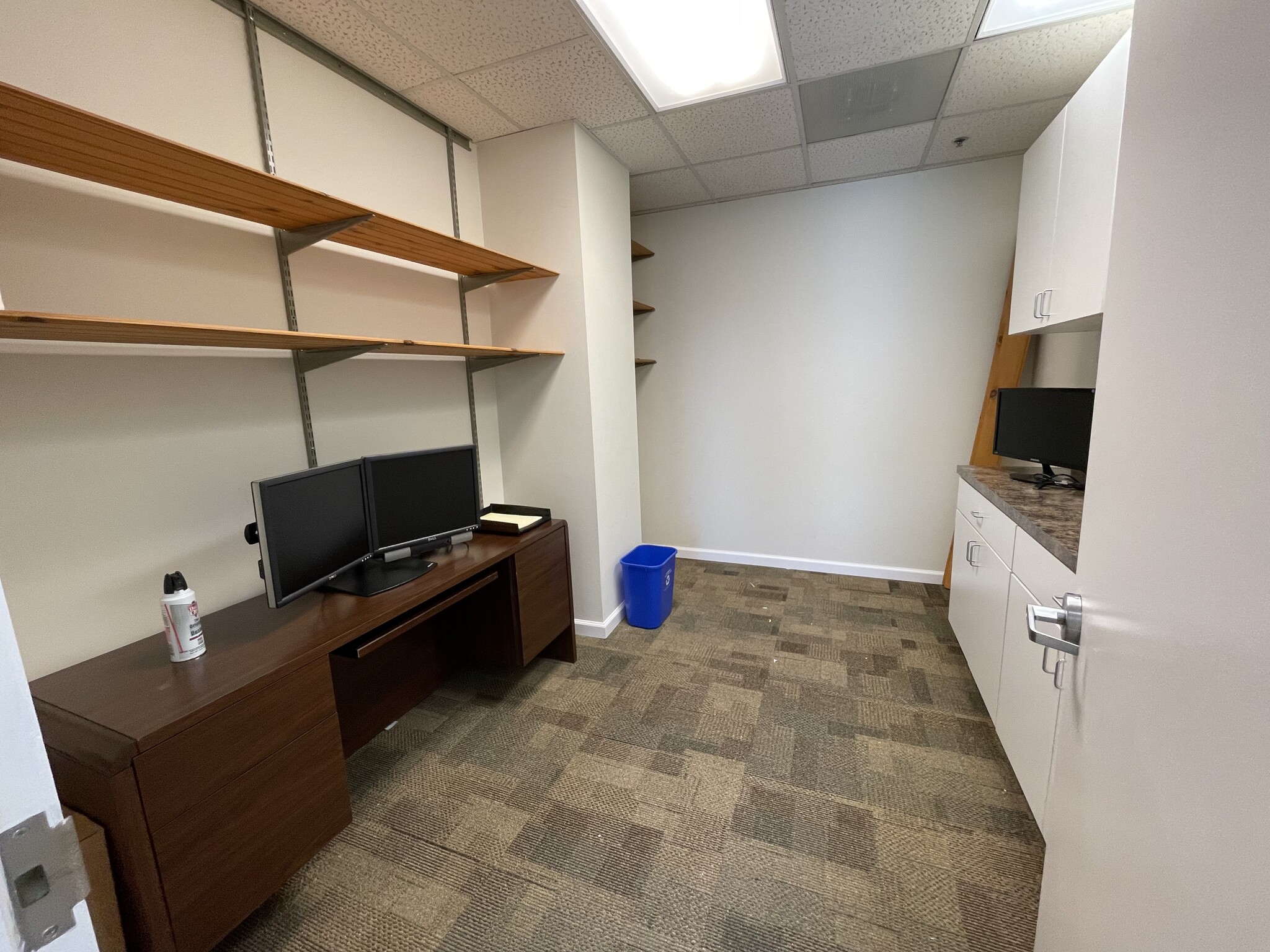 1110 Bonifant St, Silver Spring, MD for lease Interior Photo- Image 1 of 6