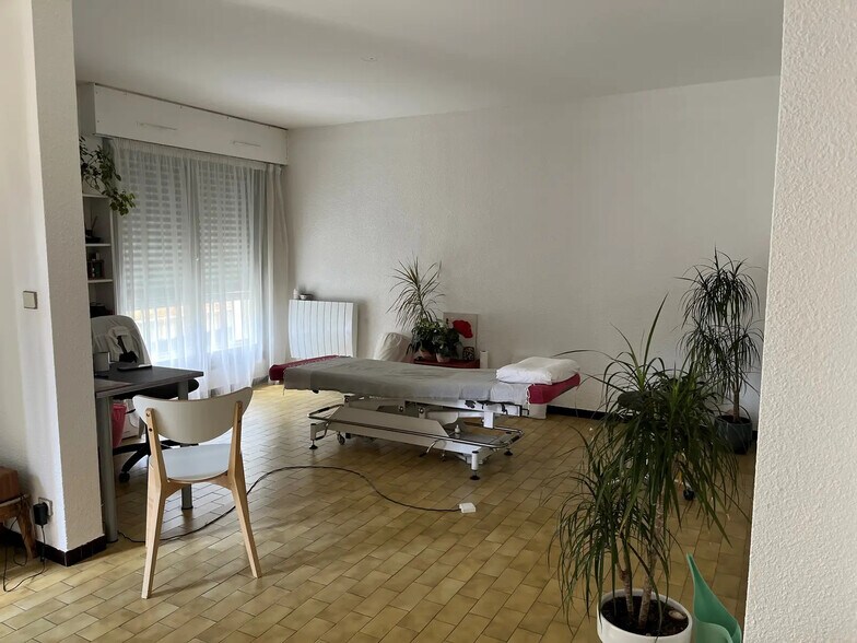 4 Route De Vignières, Annecy for lease - Building Photo - Image 3 of 3