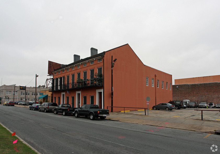 308-314 Burgundy St, New Orleans, LA for sale - Primary Photo - Image 1 of 8