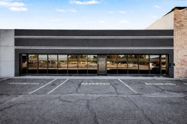 1809 E Indian School Rd, Phoenix, AZ for lease Building Photo- Image 1 of 22