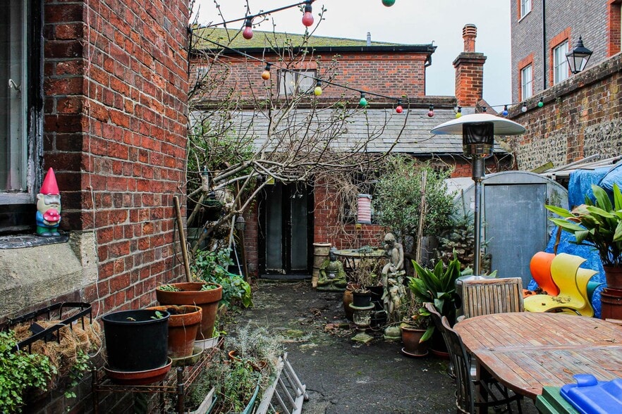 10 High St, Lewes for sale - Building Photo - Image 3 of 16