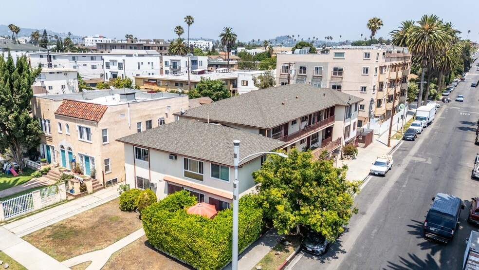 502 N Serrano Ave, Los Angeles, CA for sale - Building Photo - Image 1 of 7