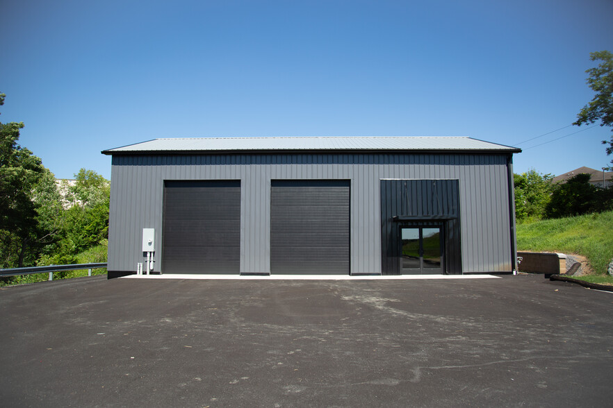 209 Venture Dr, Morgantown, WV for lease - Building Photo - Image 1 of 10